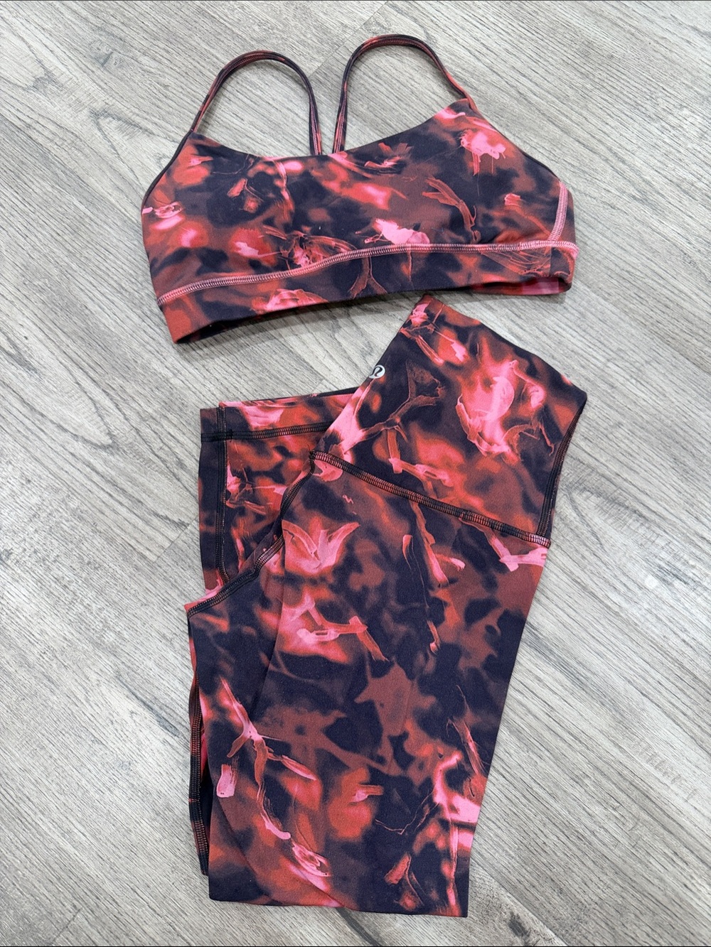 lululemon athletica Pink & Black Print Sports Bra and Leggings Set